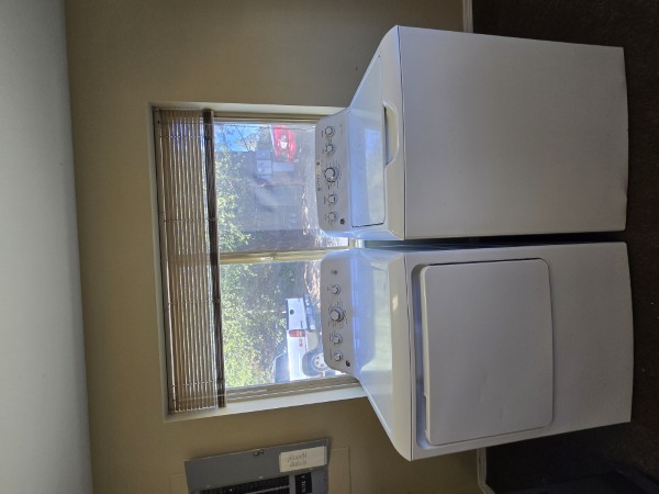 Refurbished GE top loader washer and electric dryer set 
