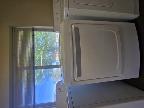 Refurbished LG Electric dryer $399