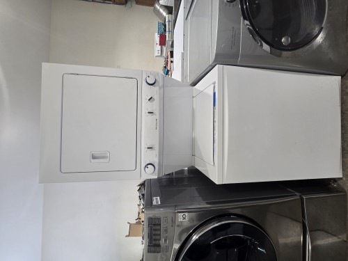 Refurbished Frigidaire Unibody Set $699