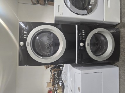 Refurbished  Frigidaire Affinity Front loader washer and electric dryer Stackable set $899