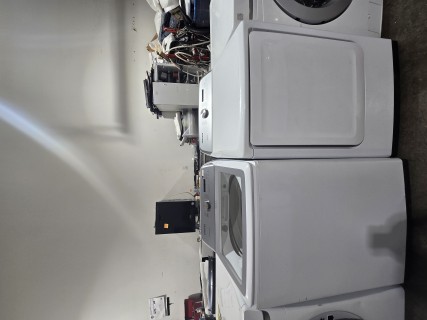 Refurbished  Samsung top loader washer and electric dryer set $699