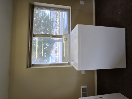 Refurbished Frigidaire Gallery top loader washer $399