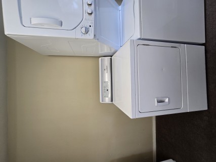 Refurbished Speed Queen electric dryer $399